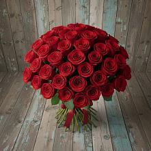 Букет 55 Красных роз Фридом #REPLACE_PRED# Свободе