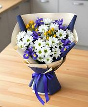 Букет цветов из:  Розы, Ирисы и Хризантемы в Свободе